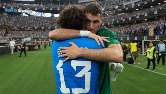 ‘Chaco’ Giménez confiesa EMOTIVA HISTORIA entre Guillermo Ochoa y Santiago Giménez