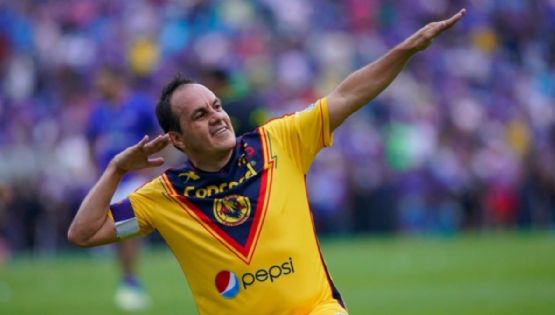 Cuauhtémoc Blanco y dos LEYENDAS del Club América protagonizan EMOTIVO MOMENTO en Coapa