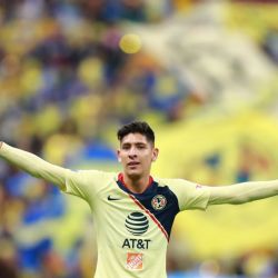 La MILLONADA que recibiría el Club América por el FICHAJE de Edson Álvarez con el West Ham United