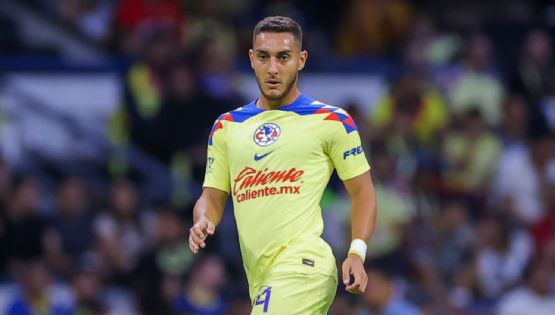 ¡Todo un crack! Sebastián Cáceres muestra su GRAN TALENTO tocando el piano