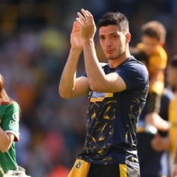 Afición del Wolverhampton dedica EMOTIVAS PALABRAS de despedida a Raúl Jiménez