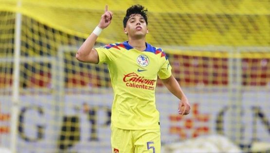 Kevin Álvarez demuestra su felicidad tras su SEGUNDO GOL con el Club América