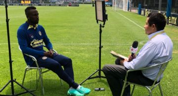 Julián Quiñones LANZA DARDO contra los demás equipos de la Liga MX