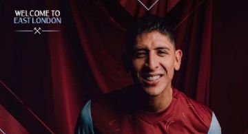 La ESPECTACULAR presentación de Edson Álvarez con el West Ham United de la Premier League 2023