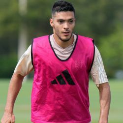 Las MILLONARIAS OFERTAS que rechazó Raúl Jiménez para continuar en la Premier League de Inglaterra