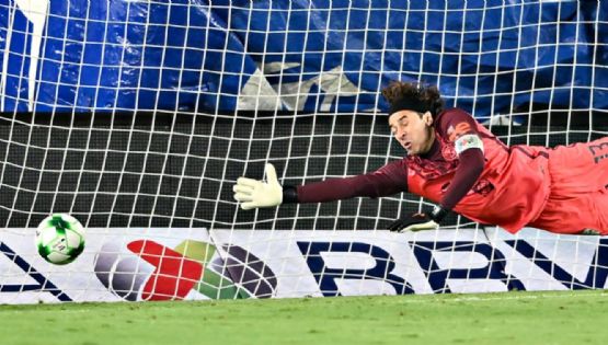 Afición del Club América exhibe errores de Guillermo Ochoa en Liguilla
