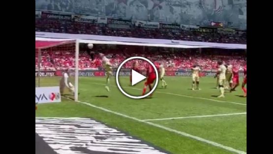 Video: Diego Valdés SALVA GOL en la LÍNEA y evita el empate del Toluca vs América