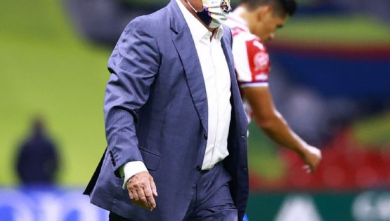 ¡Quieren ser como PAPÁ! Afición de Chivas pide a LEYENDA del Club América como DT 