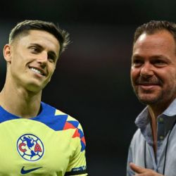 ¿Enojones, rebeldes, dormilones? Santiago Baños BALCONEA a los jugadores del Club América