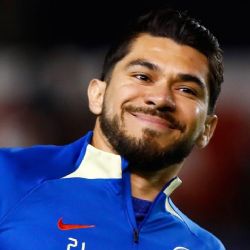 Miguel Herrera exhibe a Henry Martín y confiesa que “Le REBOTABA el Balón más que al CEMENTO”