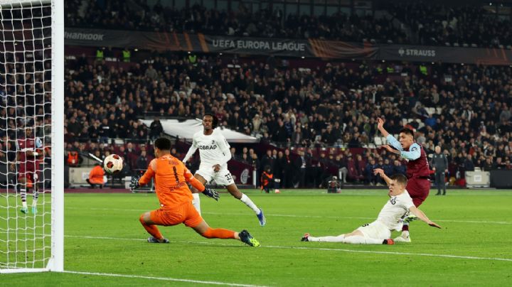 Edson Álvarez recibe nuevo reconocimiento por GOLAZO con el West Ham United