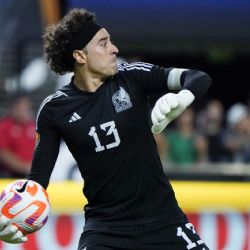 Se revela el MOTIVO REAL por el que Guillermo Ochoa es el CAPITÁN del AVS en Portugal