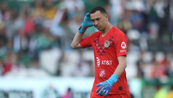 BALCONEAN a Agustín Marchesín por su carácter dentro del Club América