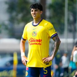 El CANTERANO del Club América que puede hacerle LA VIDA IMPOSIBLE a Kevin Álvarez en su REGRESO tras su LESIÓN