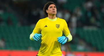 Guillermo Ochoa REGRESÓ con una GOLEADA y con posibilidad de DESCENDER con el AVS