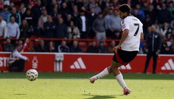 Raúl Jiménez juega la jornada 11 de la Premier League: sus cuotas en Crystal Palace vs Fulham