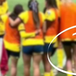 ¡No se vio el televisión! Montse Saldívar tuvo pequeño accidente tras las celebraciones de la GOLEADA ante Chivas