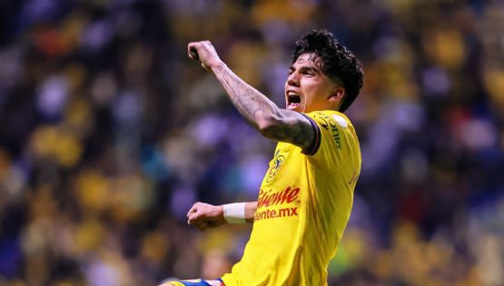 Kevin Álvarez sorprende con sus NUEVOS y ESPECTACULARES zapatos personalizados
