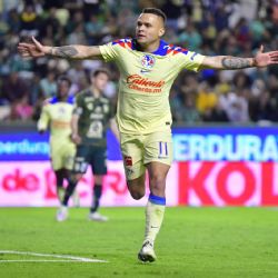 Jonathan Rodríguez le da el triunfo de último minuto al Club América contra León