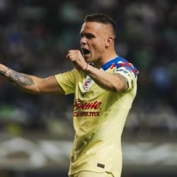 AGÁRRENSE, el equipo que podría traer de vuelta a Jonathan Rodríguez a un precio bajo