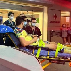 Se filtran las imágenes de la FUERTE HERIDA de Israel Reyes ocasionada por Víctor Guzmán