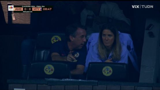 ¡Pegó el brinco en la butaca! El FESTEJO de Emilio Azcárraga por el GOL de Kiana Palacios