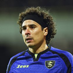 ¿QUÉ SIGUE para Guillermo Ochoa tras QUEDARSE SIN EQUIPO por su salida del Salernitana?