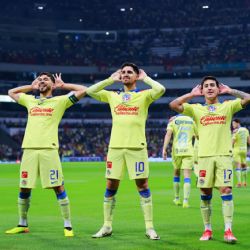 Club América LOGRA LA RENOVACIÓN de uno de sus JUGADORES CLAVE al ataque