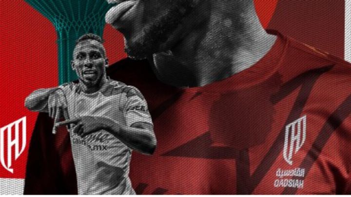 Afición del Club América SE DESPIDE y RECIBE a Julián Quiñones en su NUEVO EQUIPO