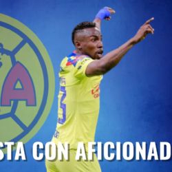 Julián Quiñones SE MOLESTA con aficionado del Club América por maltratar la playera azulcrema