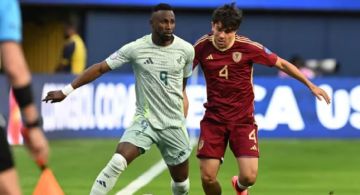 Julián Quiñones PROVOCA PENAL en contra de la Selección Mexicana ante Venezuela