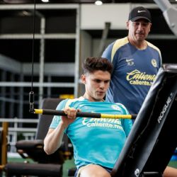 Israel Reyes CONFIESA EXCESO de confianza cuando llegó al futbol PROFESIONAL