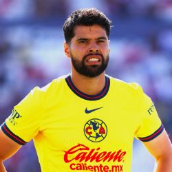 La REACCIÓN NEGATIVA de los aficionados del Club América tras la RENOVACIÓN de Néstor Araujo