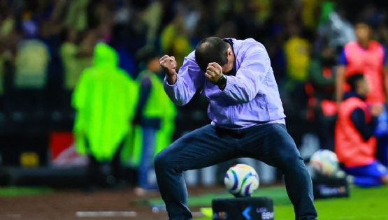 André Jardine SE LUCE con la afición del Club América previo a su duelo contra el Chelsea