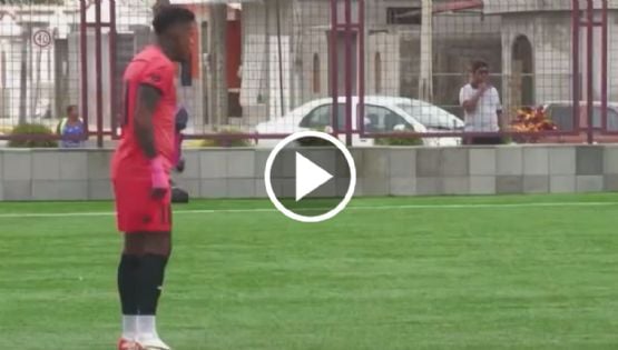 Michael Arroyo anota GOLAZO de tiro libre que hace RECORDAR a la afición del Club América