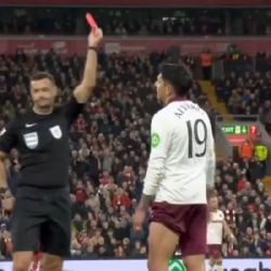 Edson Álvarez tiene NOCHE AGRIDULCE en la ELIMINACIÓN del West Ham contra el Liverpool en la Carabao Cup