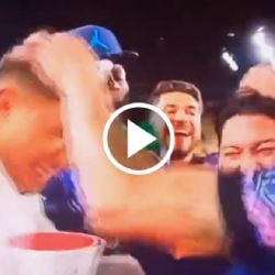 Video: Así es como los JUGADORES del Club América FESTEJARON con reportero de TUDN