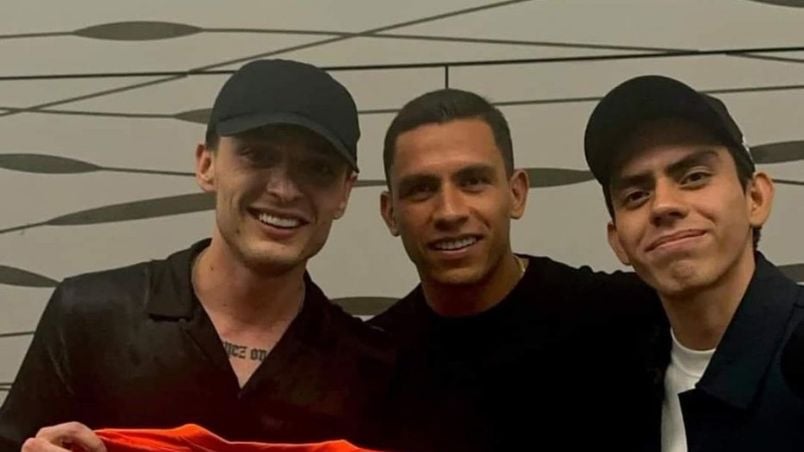 Peso Pluma y Luis Ángel Malagón