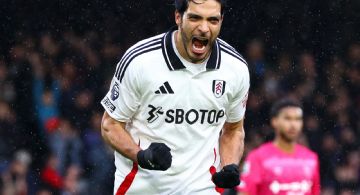 Raúl Jiménez anota DOBLETE que lo convierte en el Máximo Goleador Mexicano de la Premier League
