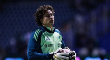 Guillermo Ochoa HUIRÍA del AVS de Portugal para evitar un NUEVO DESCENSO en Europa