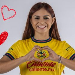 Club América y Jana Gutiérrez PROTAGONIZAN VIDEO sobre el Primer Amor por el 14 de febrero