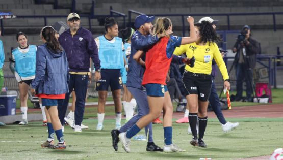 ¡No soportó! Así empezó LA BRONCA entre Priscila Da Silva y el DT de Pumas