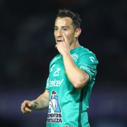 Andrés Guardado lanza indirecta al Club América y la afición LO TUNDE por HIPÓCRITA