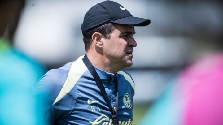 POLÉMICO CAMBIO en el cuerpo técnico del Club América para el resto del Clausura 2025
