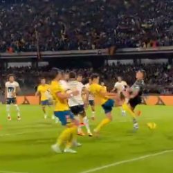 Alex Padilla le había ATAJADO pero comete PIFIA que termina en GOL de Israel Reyes en el América vs Pumas
