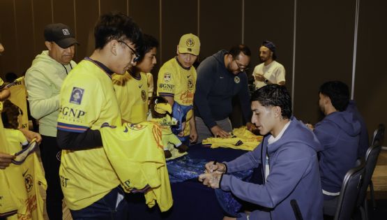 Jugadores del Club América tienen CONMOVEDOR GESTO con un pequeño aficionado en Puebla
