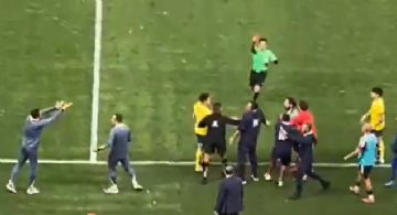 El CASTIGO que tendrá el auxiliar de André Jardine tras ser expulsado ante Chivas