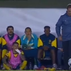 Video: André Jardine deja con el OJO CUADRADO a jugadores del América por su DOMINIO del balón