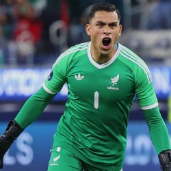 Luis Ángel Malagón SALVA a México vs Panamá con INCREÍBLE atajada