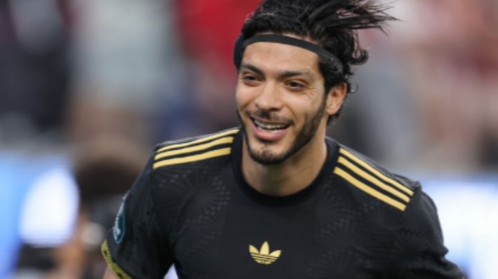 Raúl Jiménez consigue NUEVO RÉCORD con la Selección Mexicana